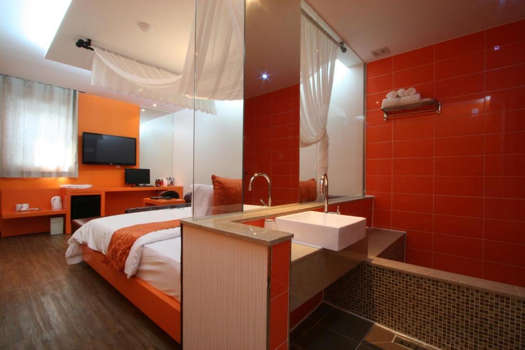 Danube Hotel Suwon Room photo